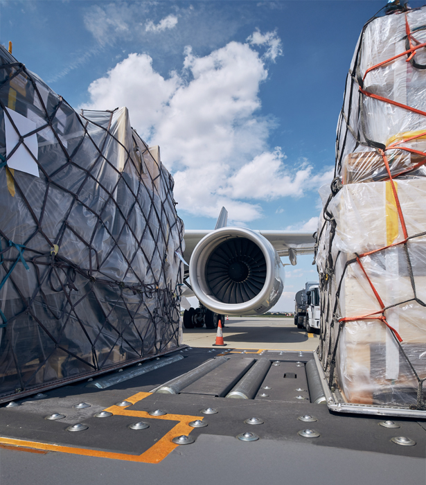 transporte internacional de carga marítima aérea y terrestre